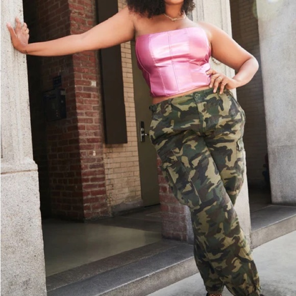 Club Babe Metallic Corset Top - Picture 6 of 6